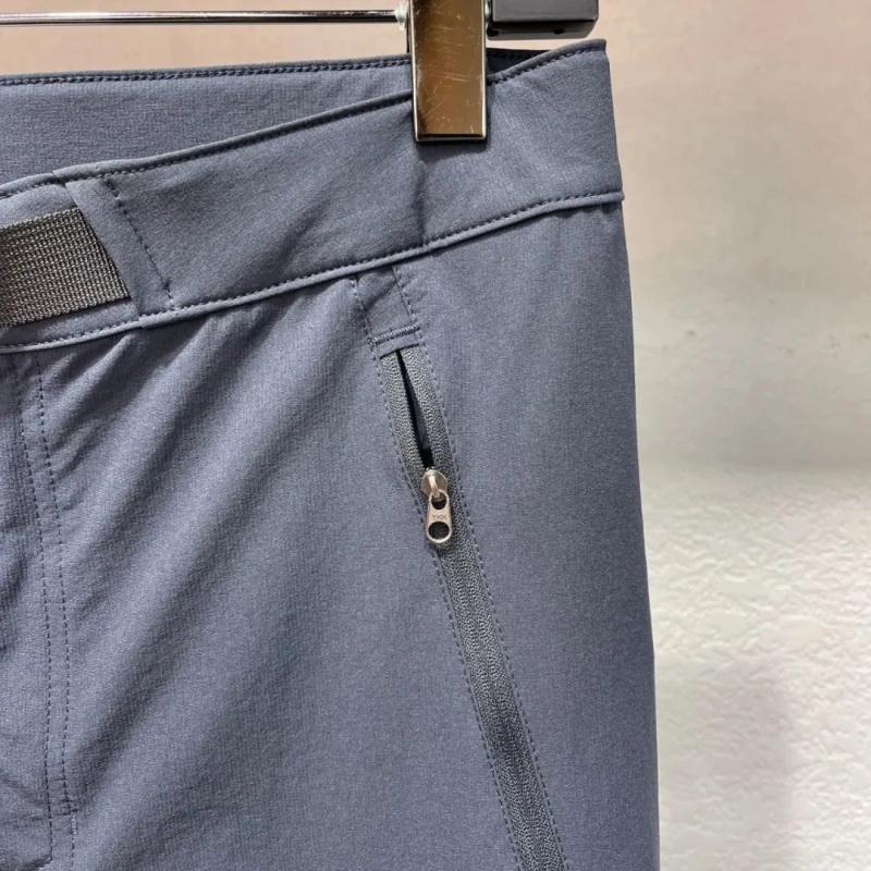 New Spring/Summer Men's Lightweight Breathable Stretchy Quick-Dry Waterproof Straight-Leg Casual Pants