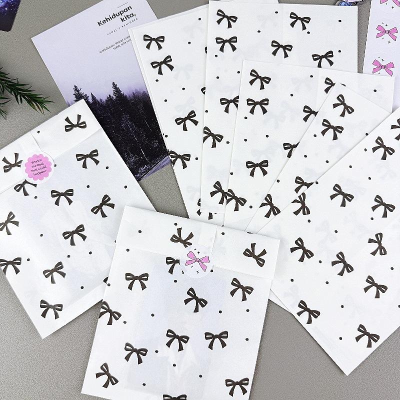

50Pcs Black Bowknot Heart Paper Bags 12×17Cm Photo Cards Jewelry Packaging For Handmade Crafts Gift Wrapping Storage Pouches 50pcs