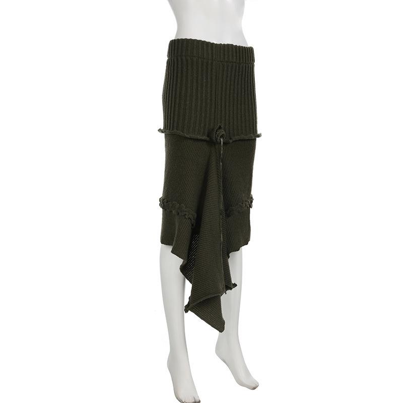 Women's Autumn Irregular Hem Knit Skirt - European & American Street Style with Pleated Design and Lace Details