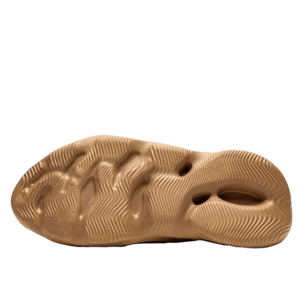 Yeezy Foam RNNR Mist