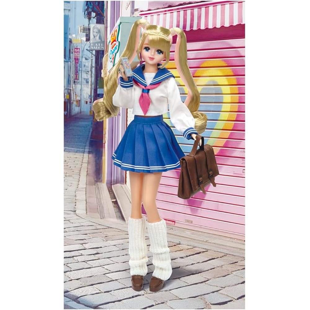 Takara Tomy Licca Doll JK Fashion Playset Toy for Ages 3 and Up