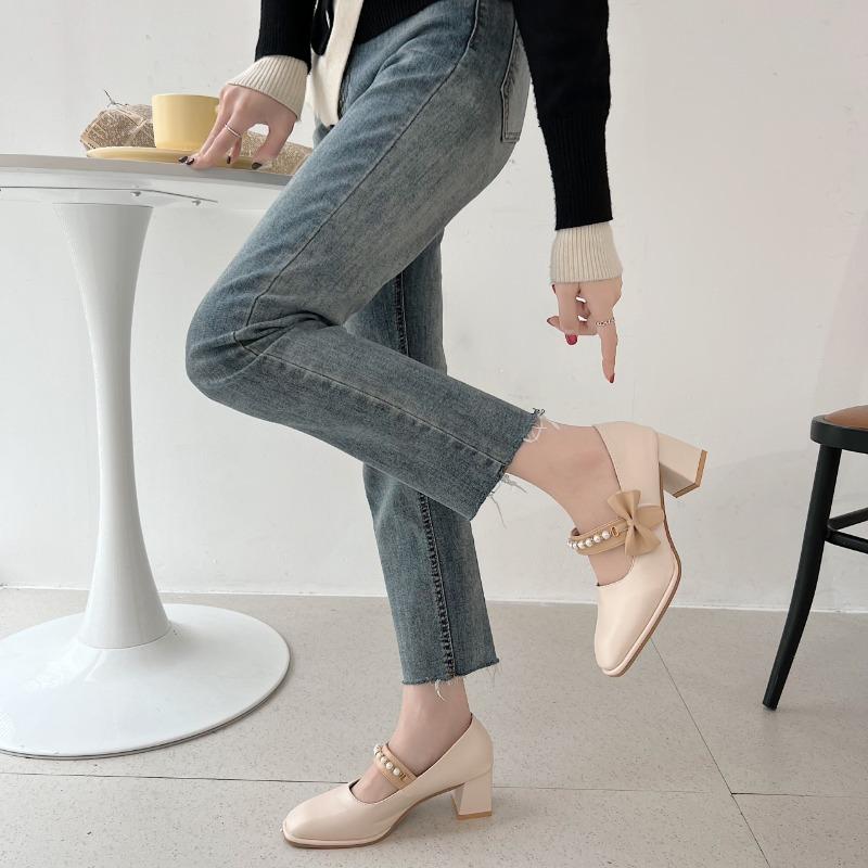 Fashion Ladies Summer Footwear on Heeled Pumps Shoes for Women 2025 with Straps Cute Square Heels Bow High Mary Jane Offer