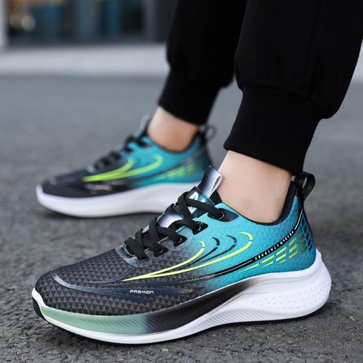 Sports and leisure shoes Flying woven breathable fashion versatile men's shoes spring and summer new student shoes running shoes