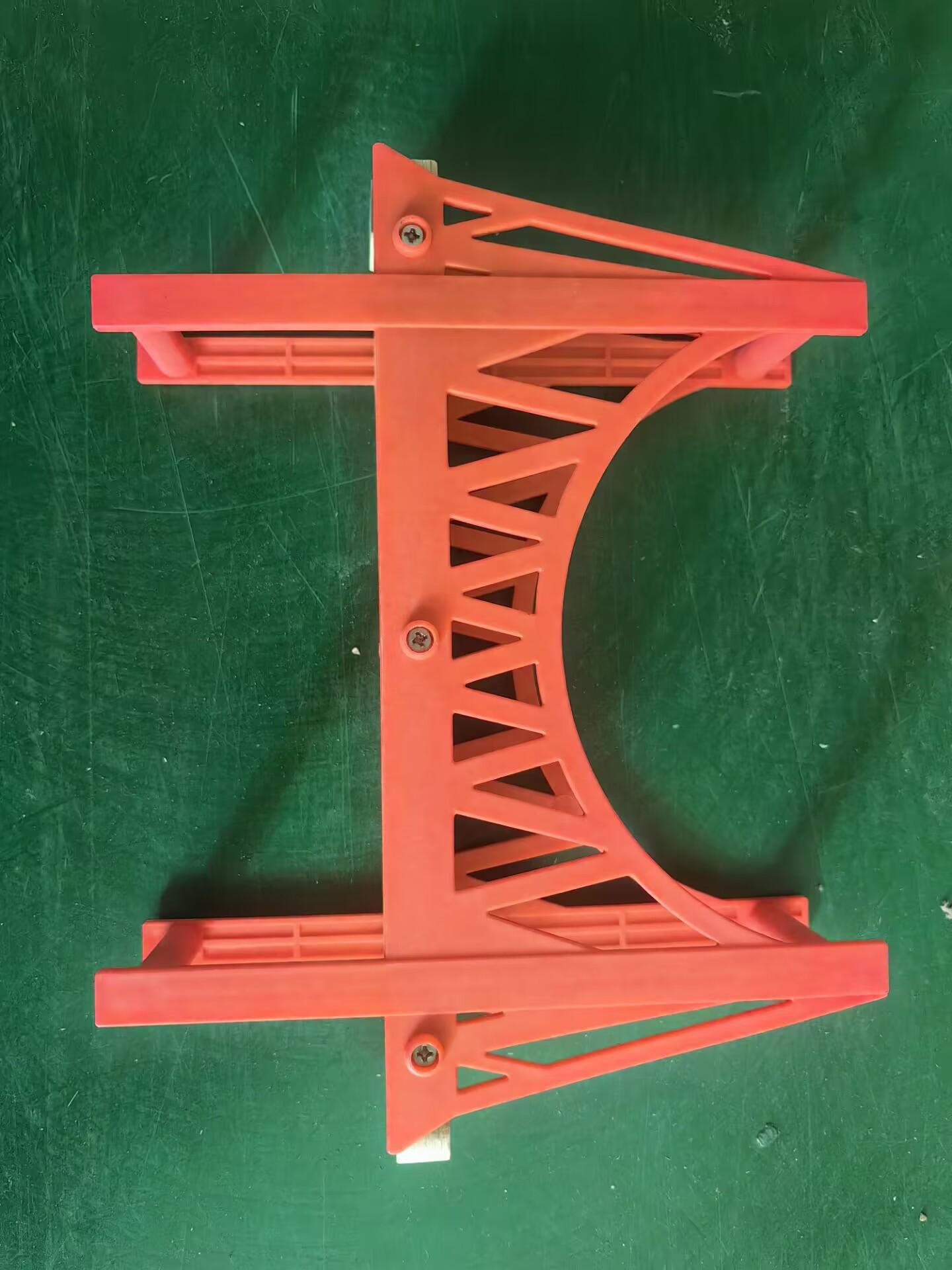 

Дитяча дерев яна залізниця - Універсальний та розвиваючий набір іграшок