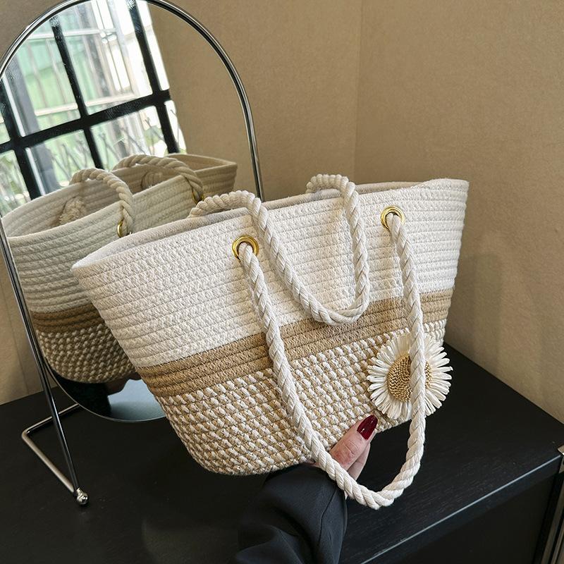 

Handwoven bags for women 2025 new trendy ethnic style straw woven bags Mori large-capacity tote bags vegetable basket bags