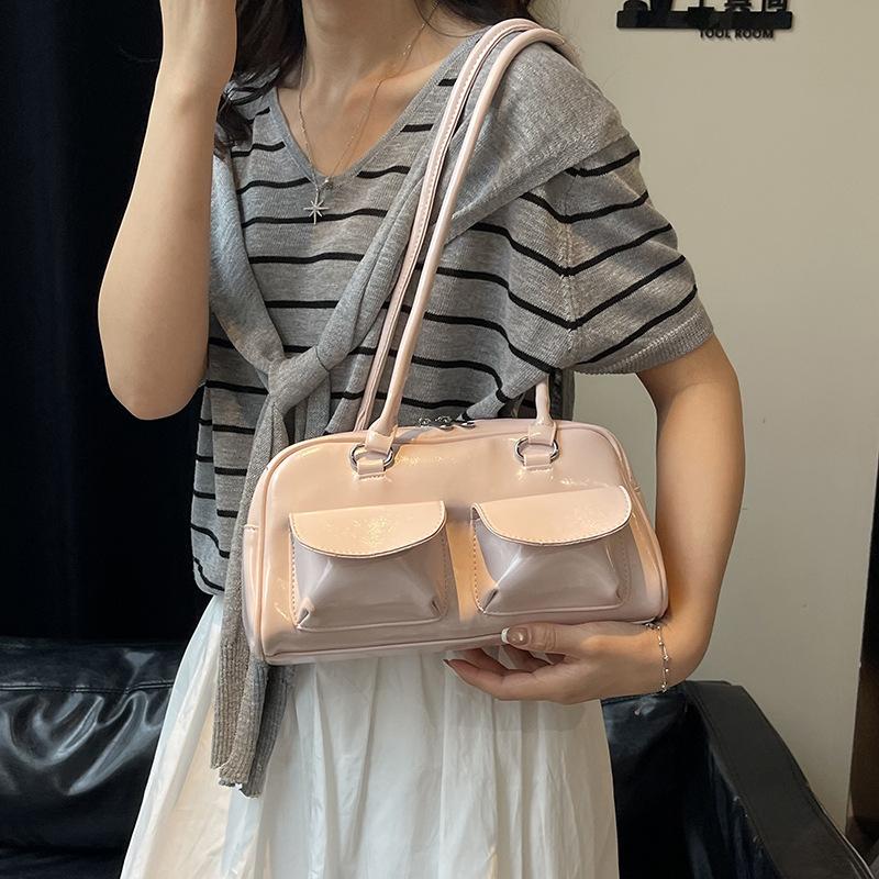Korean Version of Niche Shoulder Bag 2025 New Fashion Splicing Hand Bag Women's Foreign Style Versatile Underarm Pillow Bag Tide