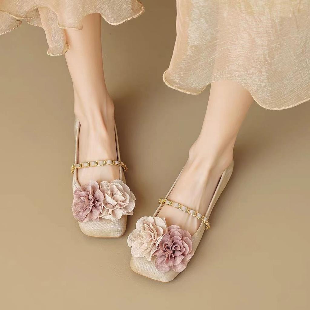 Lightweight Square Head Single Shoes Women's Flat Shoes 2025 New Shallow Mouth Word with Flowers French Fairy Style Grandma Shoes Women