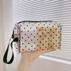 Borsa per il trucco a forma di cuore, in rete trasparente, multifunzione, portatile, per donne, con organizer per cosmetici, rossetti e articoli da toeletta