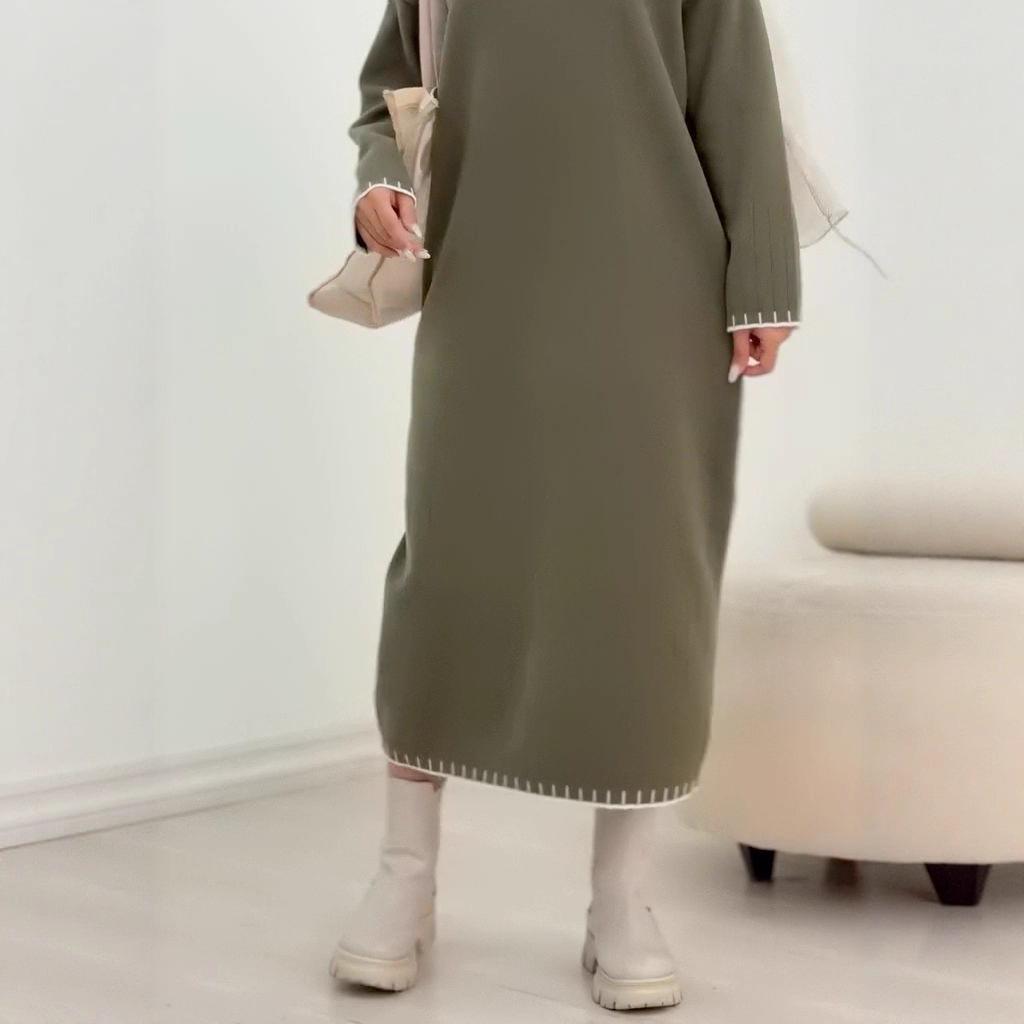 Autumn 2025 Women's European & American Fashion: Warm, Versatile Round Neck Knitted Wool Dress