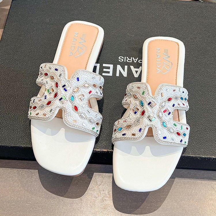 

Large size small fragrant cool slippers women s outer wear 2025 summer niche design sense pearl seaside beach one-word drag 36 білий