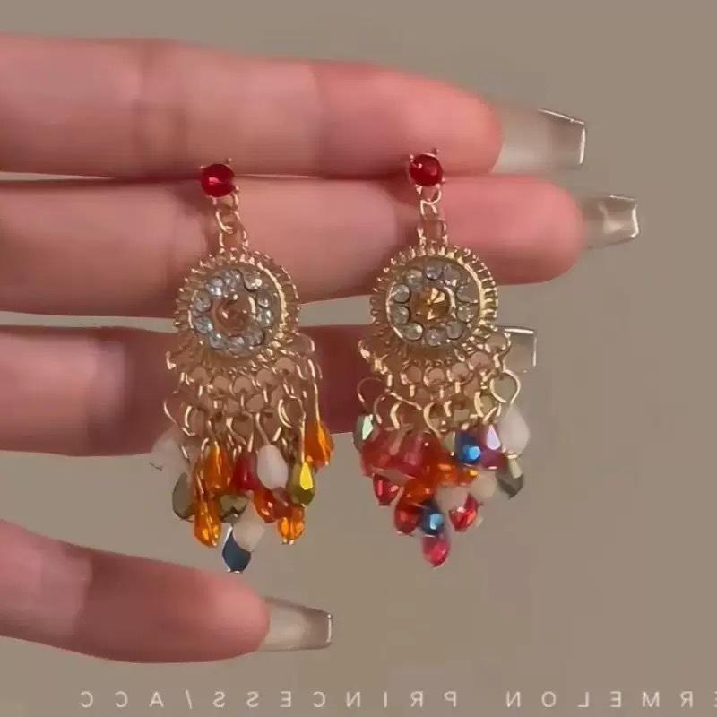 Silver Needle Diamond Crystal Tassel Rhombus Earrings: Luxurious Ethnic Retro Fashion Dangle Jewelry.