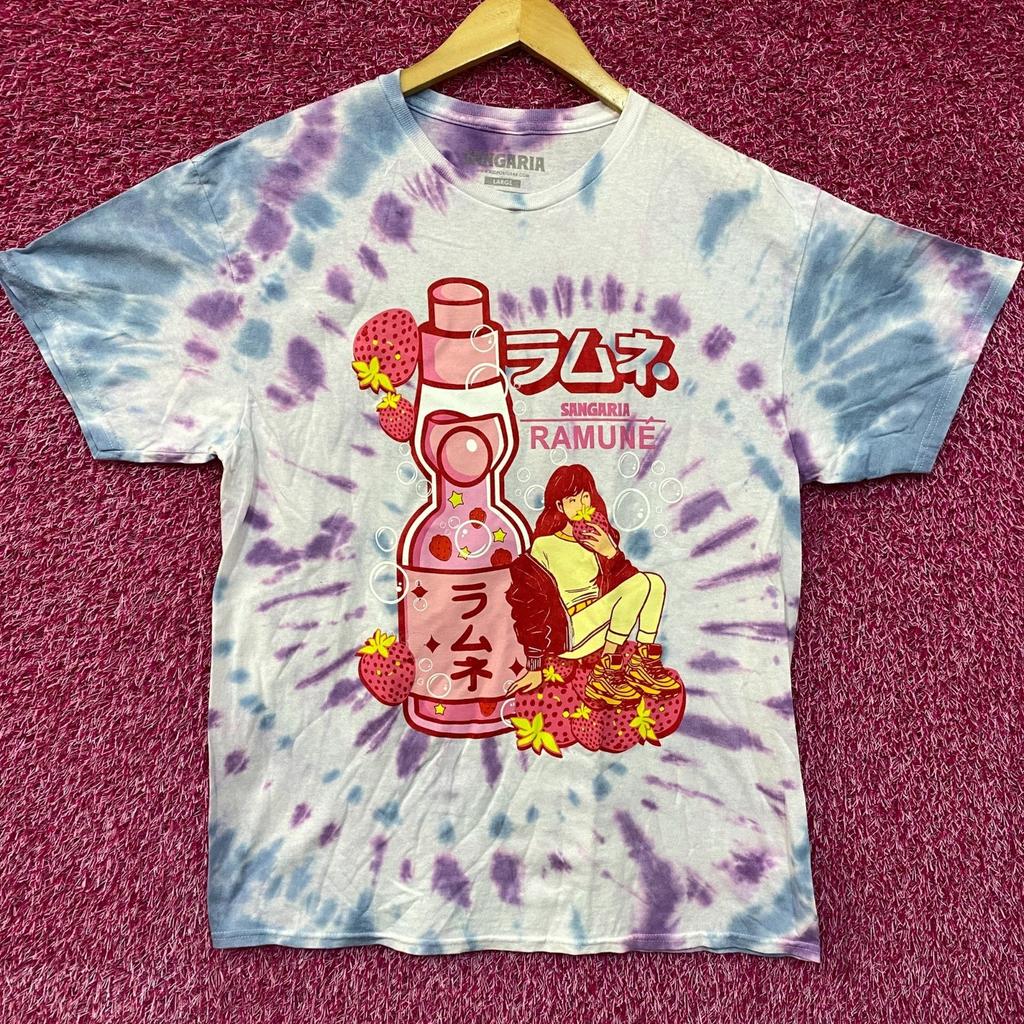 Sangaria Ramune Erdbeer Tie-Dye T-Shirt