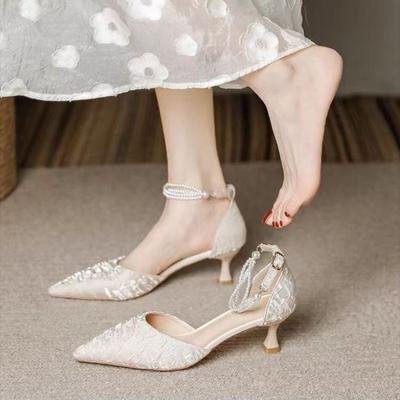 Mode 2025 Été Mode Femmes Bout Pointu Luxe Paillettes Perles Boucle Champagne Argent Sandales à Talons Hauts Chaussures de Fête Mariage