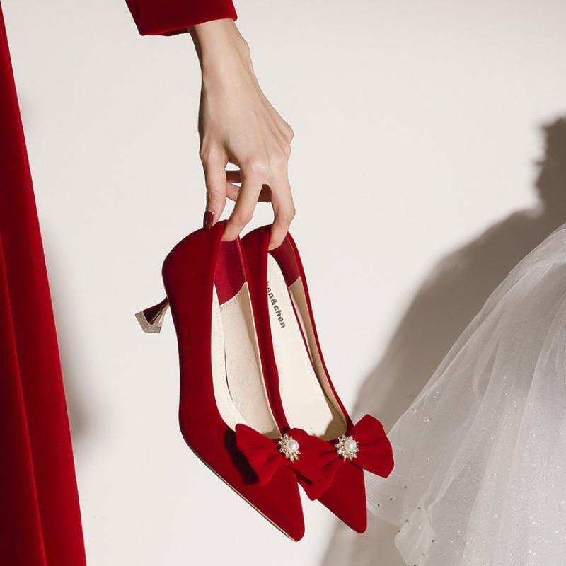 Autumn new retro red single shoes women's thin heels, light mouth high heels, bow embroidered clothes, bridal shoes