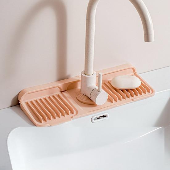 Foldable Silicone Faucet Mat Kitchen Sink Splash Guard 6 Degrees Slope Button Closure Bathroom Kitchen Countertop Water Drain Mat