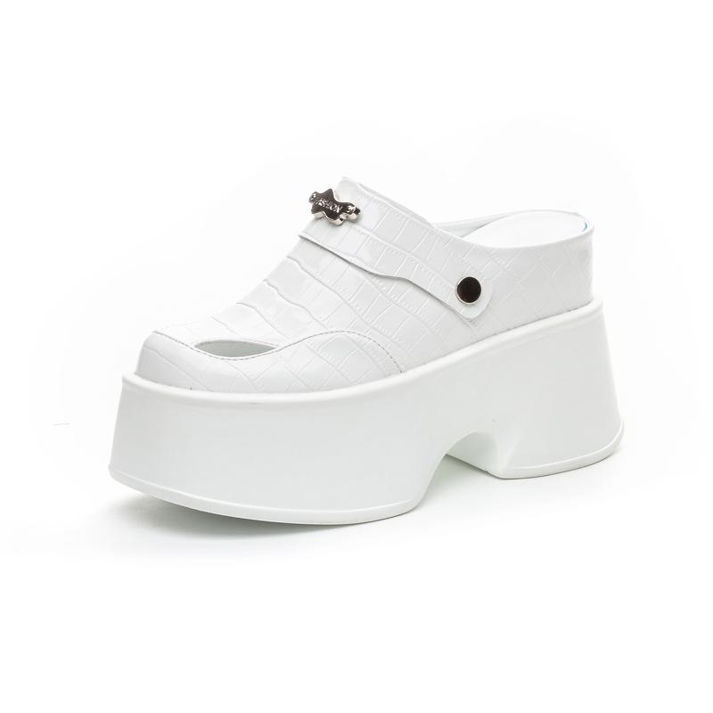 Pantoufles d'été pour femmes 2025 nouvelles pantoufles à plateforme à motif crocodile à porter chaussures simples pour femmes de couleur unie