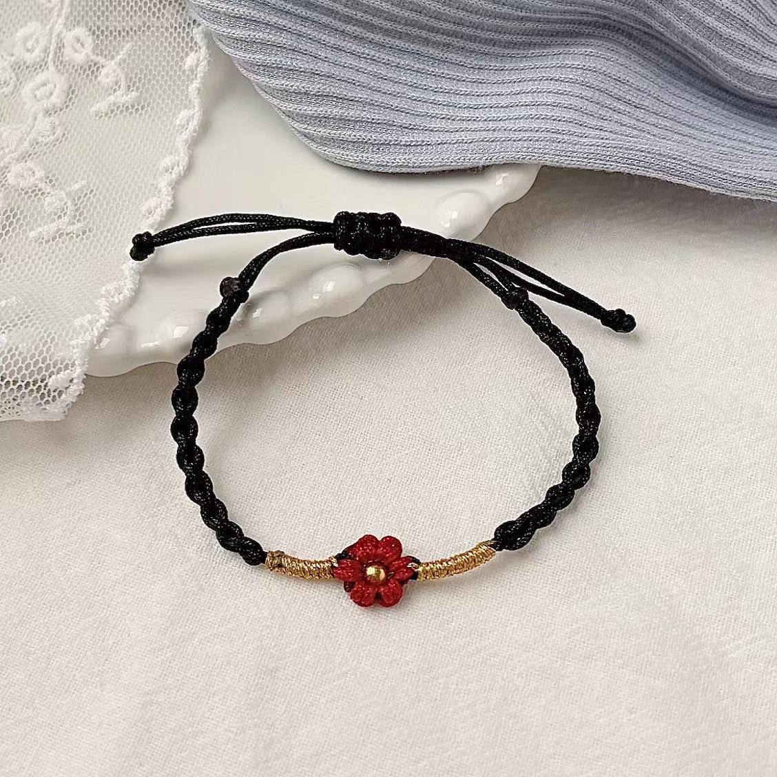 

Красный этнический браслет ручной работы И Иянцяня для женщин чёрный