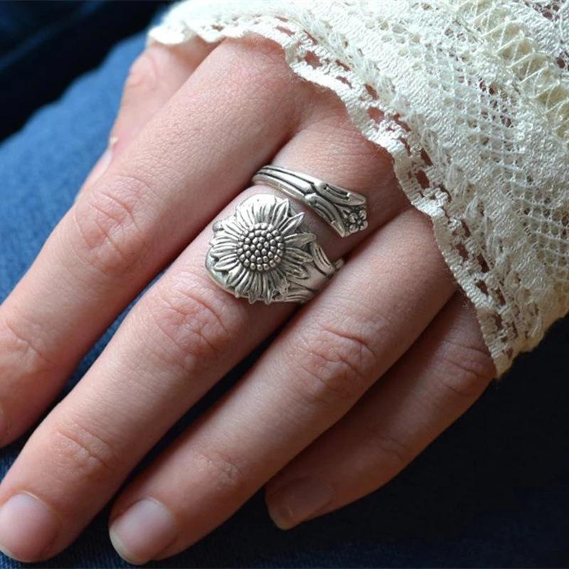 New Women's Retro Daisy Open Ring Simple New Jewelry