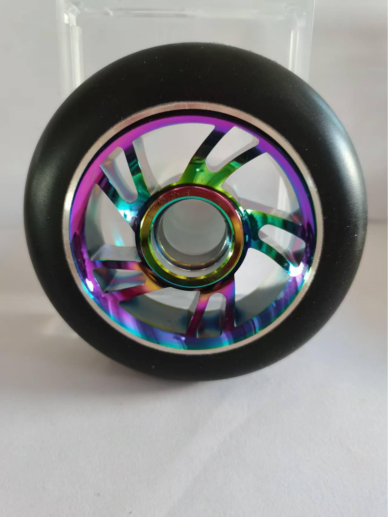 SportSurge Custom 100x24MM Extreme Stuntstep Wiel - Kleurrijk, Slijtvast, Stil Aluminium Kern