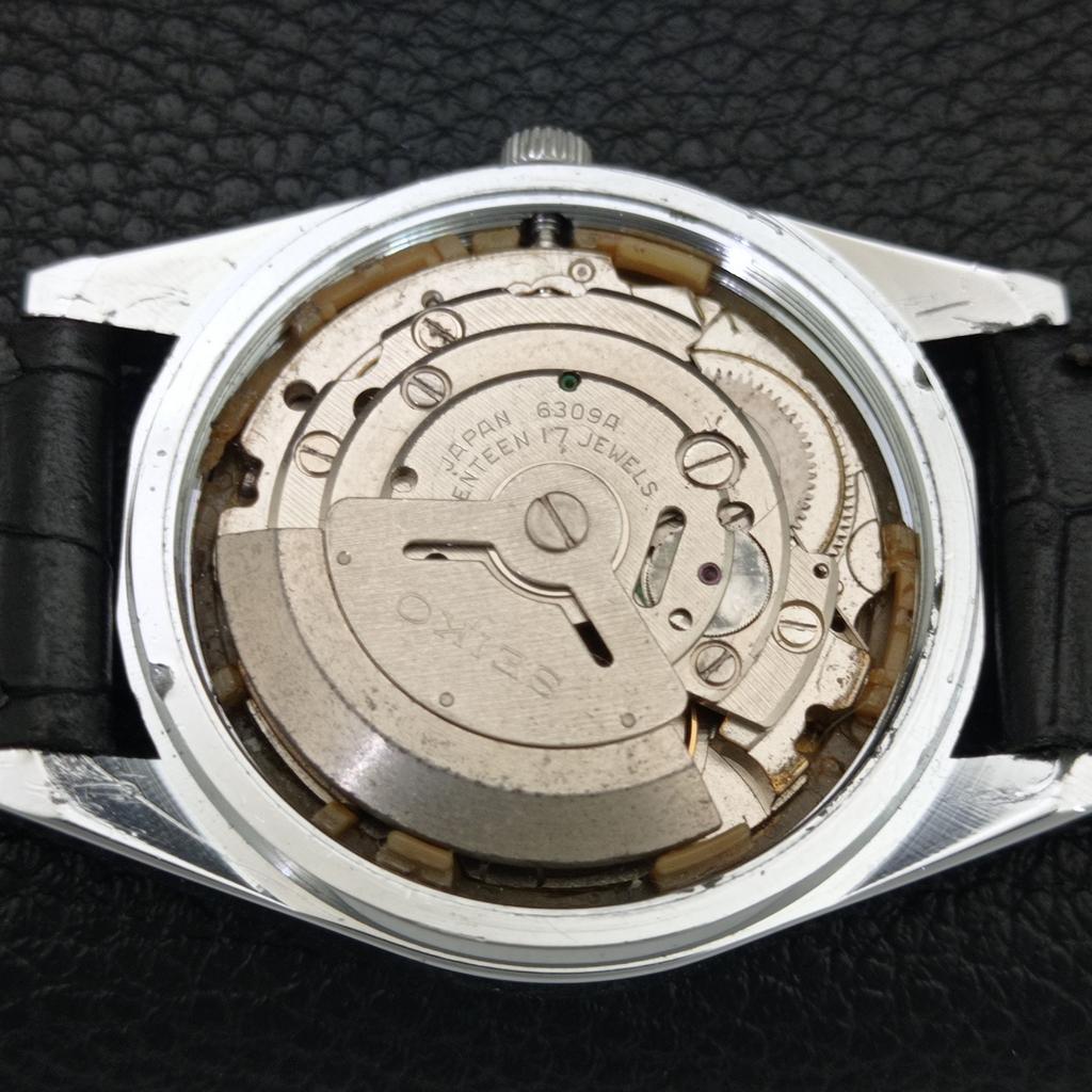 JAPAN VINTAGE REFURBISHED SEIKO 5 AUTOMATIC MENS BLACK DIAL WATCH a443977-1
