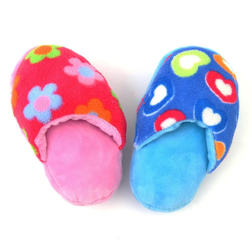 Realistischer Plüschpantoffel Hundespielzeug Quietschend Langeweile Linderung Langlebiges Kauspielzeug für Welpen Kleine Mittlere Hunde