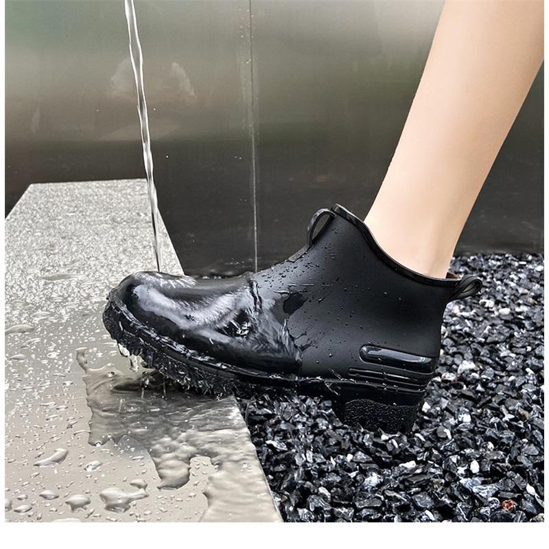 Couple's Outdoor Anti Slip And Waterproof Rain Boots
