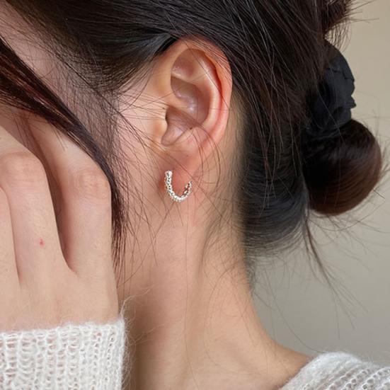 1 Pair Women Earrings Round Circle Decoration Not Easy To Fall Off Elegant Dainty Glossy Round Hoop Earrings Women Jewelry