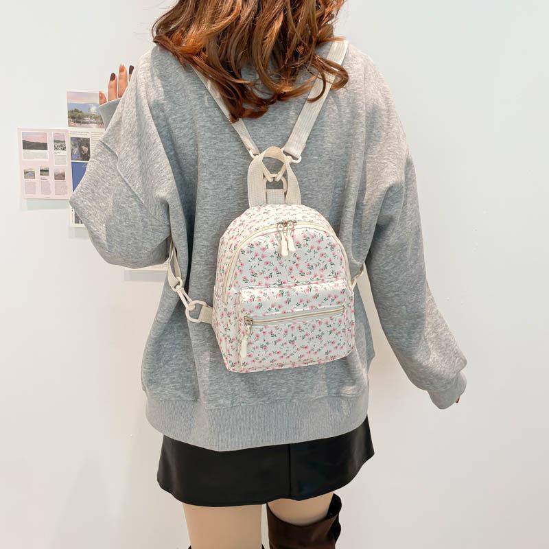 New Cute Backpack Female Student Small Fresh Schoolbag Versatile Casual Bag Lightweight and Simple Mini Backpack