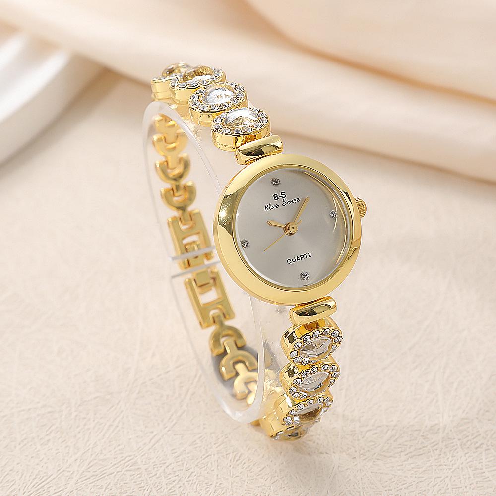 Luxury Diamond-Studded Ladies' Bracelet Watch