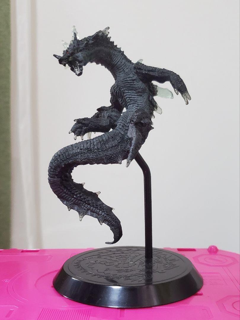 

[USED] Monster Hunter figure, rare Lagiacrus