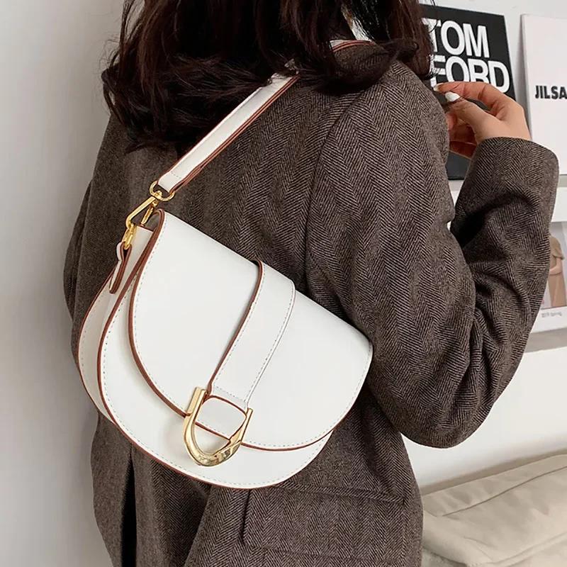 High-end Popular Single Shoulder Armpit Bag Half Moon Style Fashion Large Capacity Square Bag Girls Light Luxury Crossbody Bag