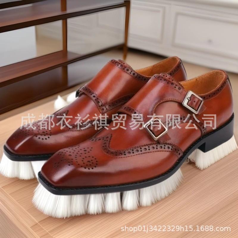 

Новые мужские кожаные туфли на плоской танкетке, с прожженным отверстием, в стиле ретро, повседневные, универсальные 43 коричневый