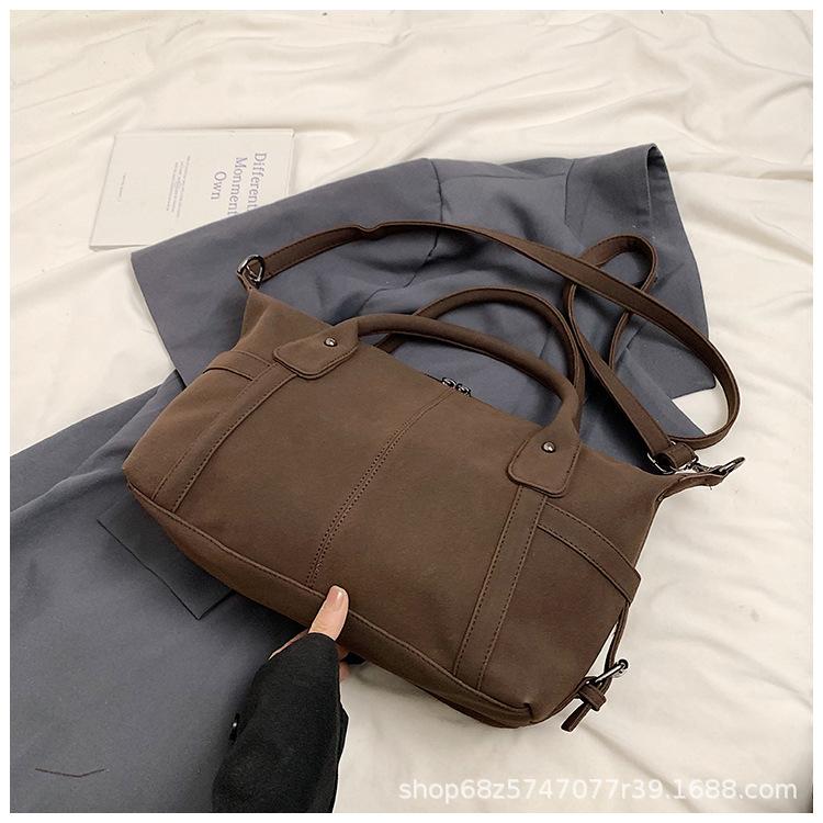 Korean Version of Retro Large-capacity Bag Women's 2025 Autumn and Winter New Fashion Matte Tote Bag Student Class Commuter Bag