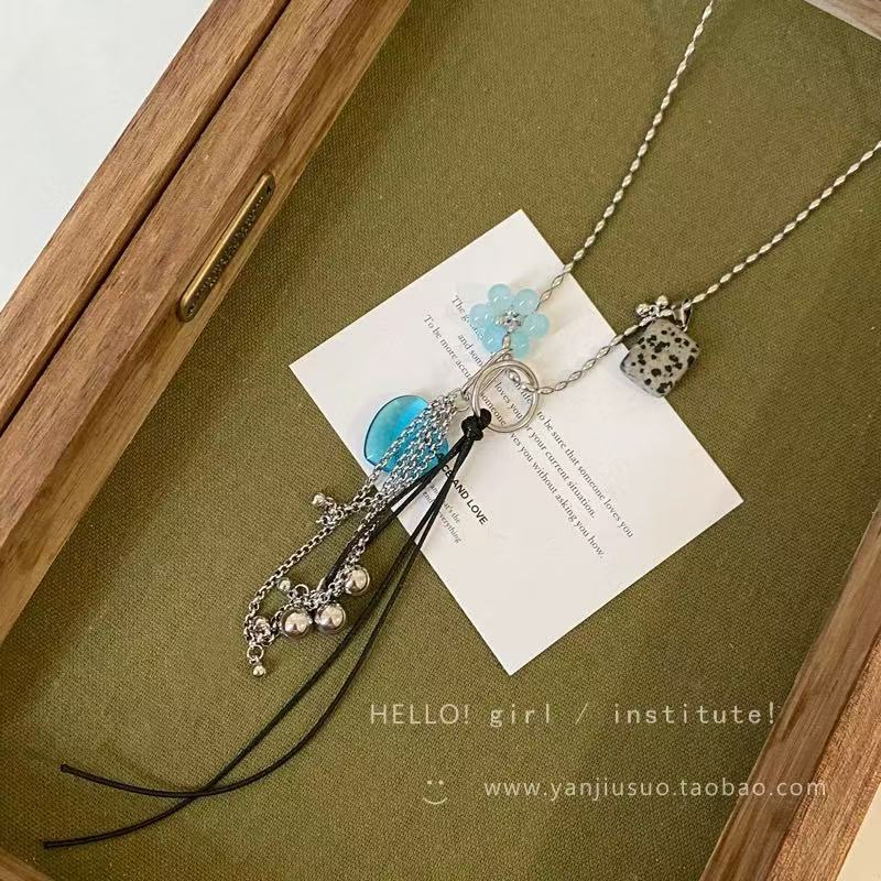 

Multi-element Necklace - Women s Fall/winter Heart-shaped Grape Pendant Long Cardigan Chain Accessory синій