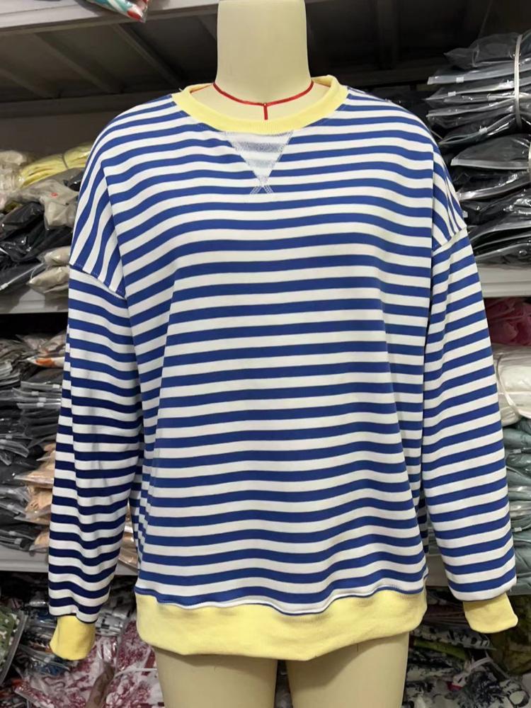 Women s Pink and Light Blue Striped Hoodie with Orange Trim Casual Pullover Sweatshirt S 2479₽