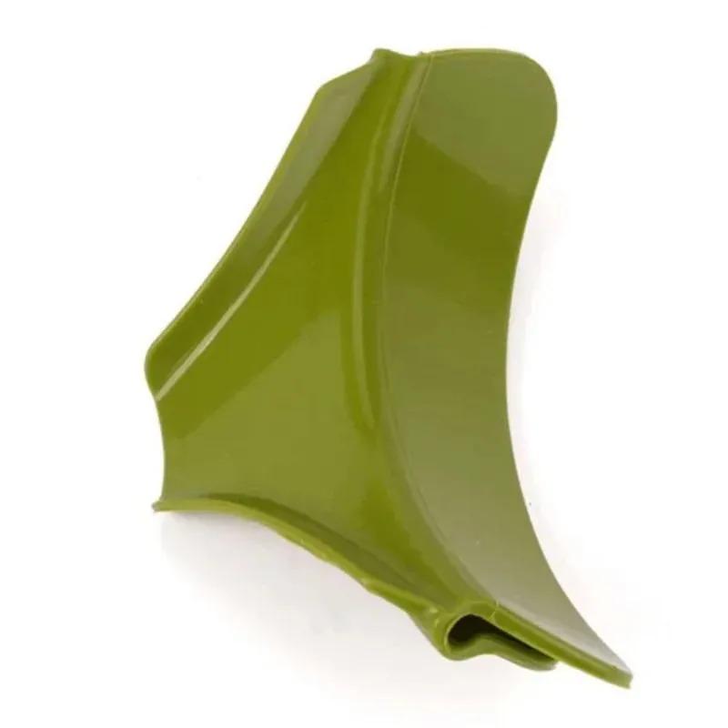Silicone Funnel Anti Spill Kitchenware Cookware Edge Guide Liquid Guide Nozzle Pouring Soup Small Kitchen Tool for Pots Pans and Bowls and Jars