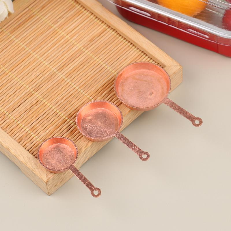 1:12 Miniature Dollhouse Kitchen Cookware Games Designed for Barbie House Utensils Mini Enjoy House Toy Accessories Frying Pan