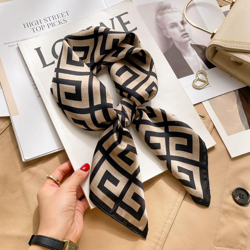 70 Silk Scarves, Square Scarves, High-End Sense, Fashionable And Versatile, Professional Imitation Silk, Small Scarves, Retro Printed Silk Scarves