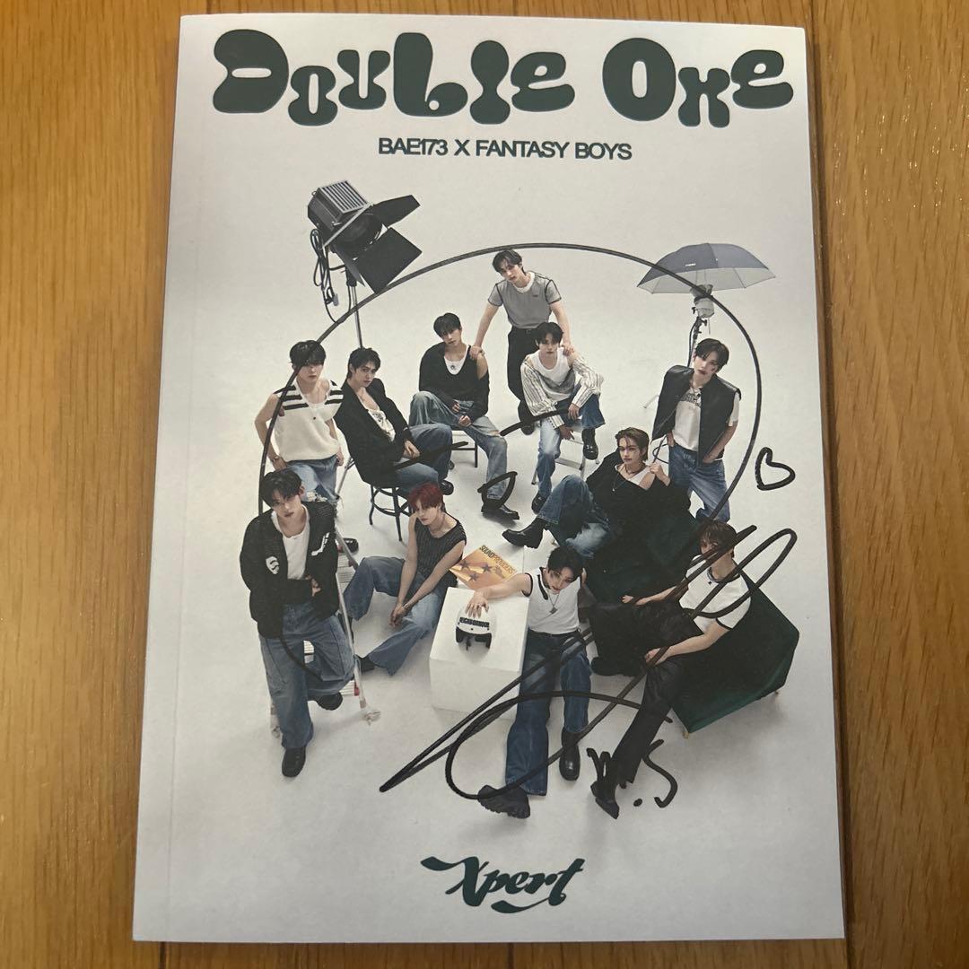 

[USED] Double0ne Album Double0ne ver. Signed by Minseo