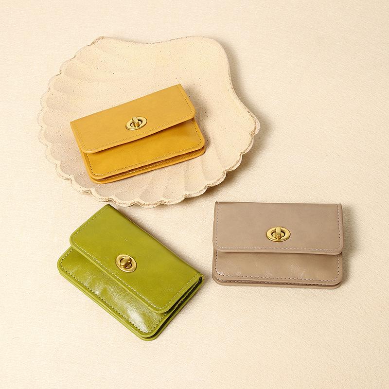 Retro Lock Buckle Women's Wallet: Solid Color Multi-layer Card Holder & Coin Purse