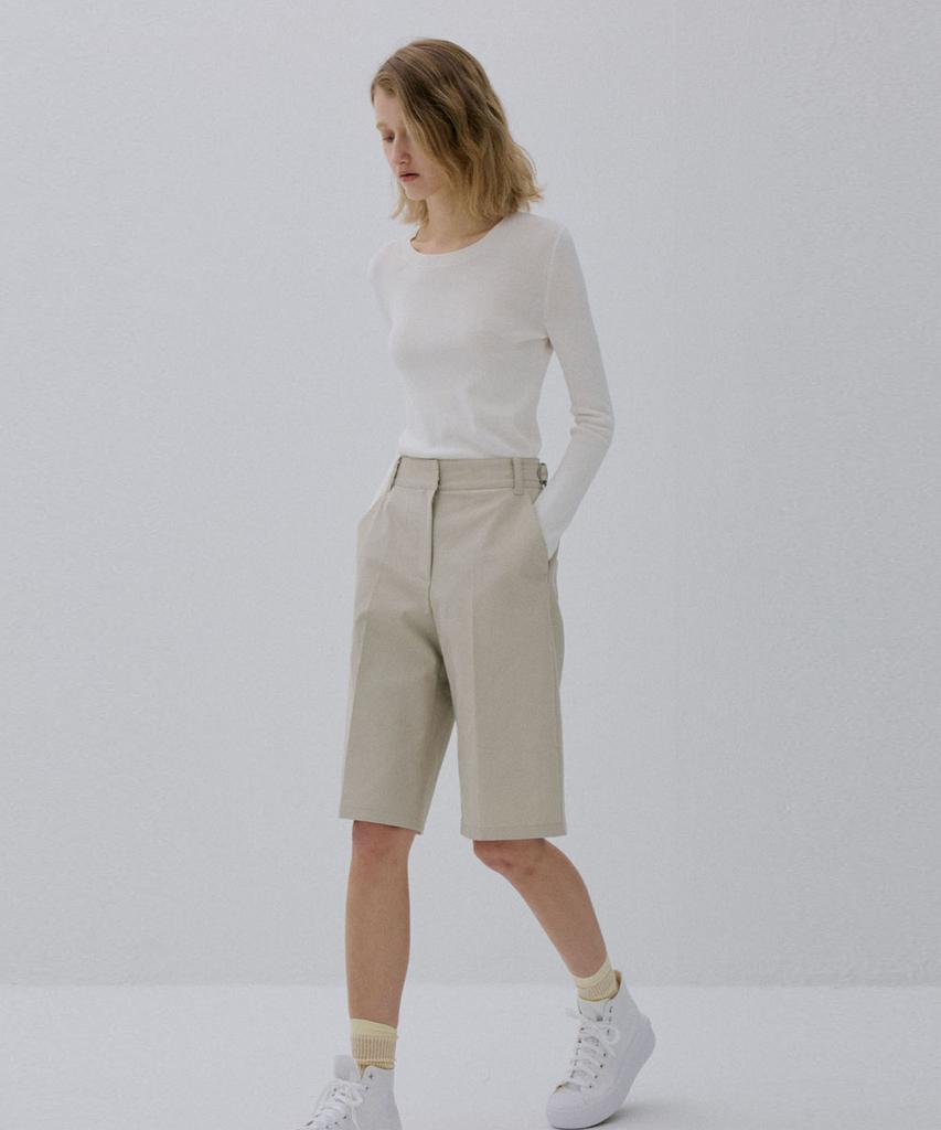 Ssikeoseun Classic Bermuda Shorts - Beige
