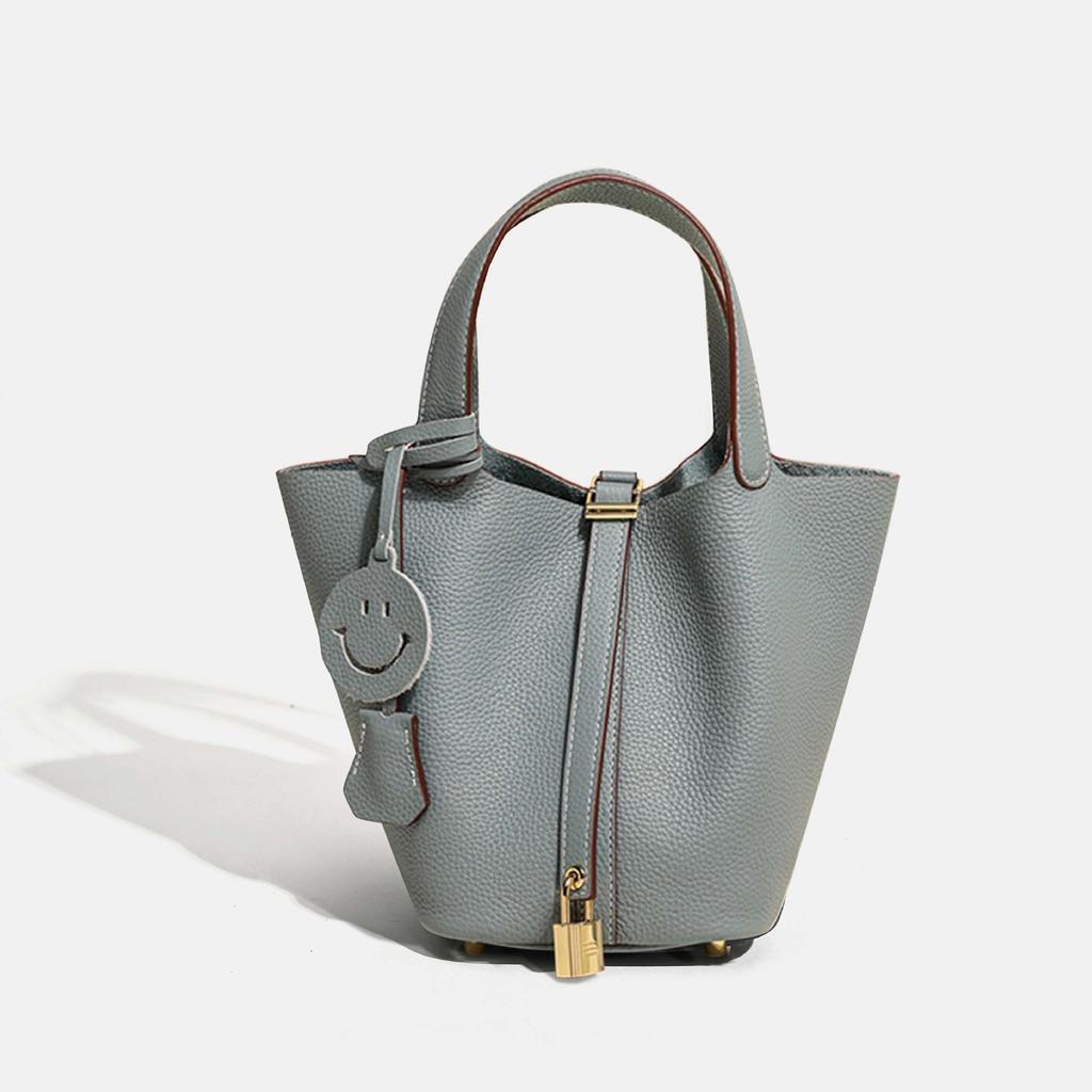 Bolso de Mano para Mujer con Grano de Lichi: Bolso Cubo Versátil, de Alta Gama y de Moda 2025