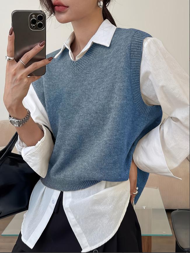 Korean Style Solid Color V-neck Knit Vest - Women's Short Ribbed Sleeveless Top