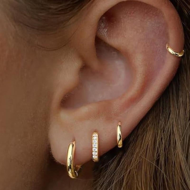 8pz Orecchini Huggie Cerchio in Acciaio Inossidabile Moda con Cristalli per Donna Placcati Oro Orecchini a Cerchio Pendenti Gioielli Punk Regali