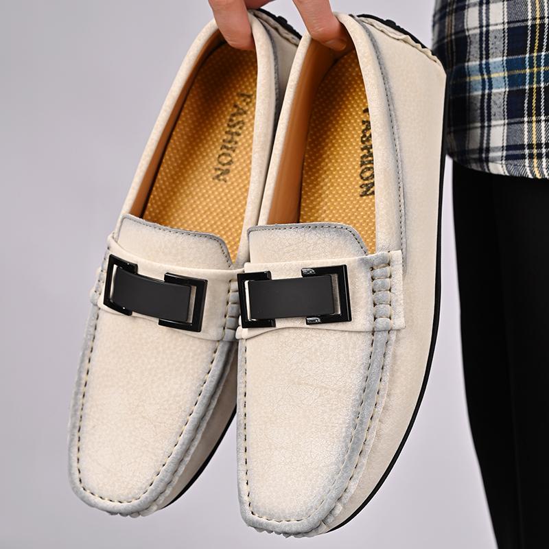 Fashionable Outdoor Round Toe Breathable Anti Slip Lazy Driving Shoes 2025 High-quality Men's Hand Sewn Comfortable Casual Shoes