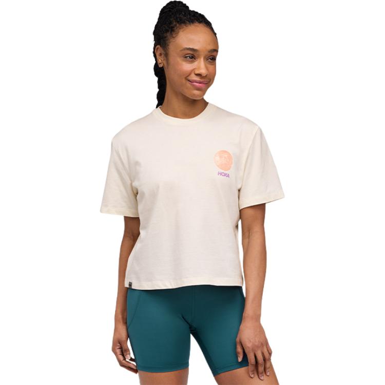 

Hoka One One Collage Gpx Tee Soft Comfortable Breathable Short Sleeve Regular T-Shirt Women Tops Plaster-White 1168430 S