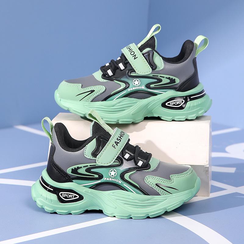 Boys' Shoes Leather Surface Autumn and Winter 2025 New Fashion Middle and Older Children's Soft-soled Non-slip Sneakers Children's Running Shoes Tide