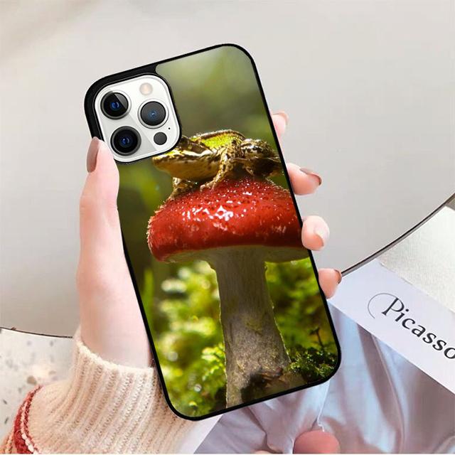 Mushroom Frog Phone Case for iPhone 17 Air 16 16e 15 Plus for Apple 13 11 12 14 Pro Max Cover coque fundas Shell