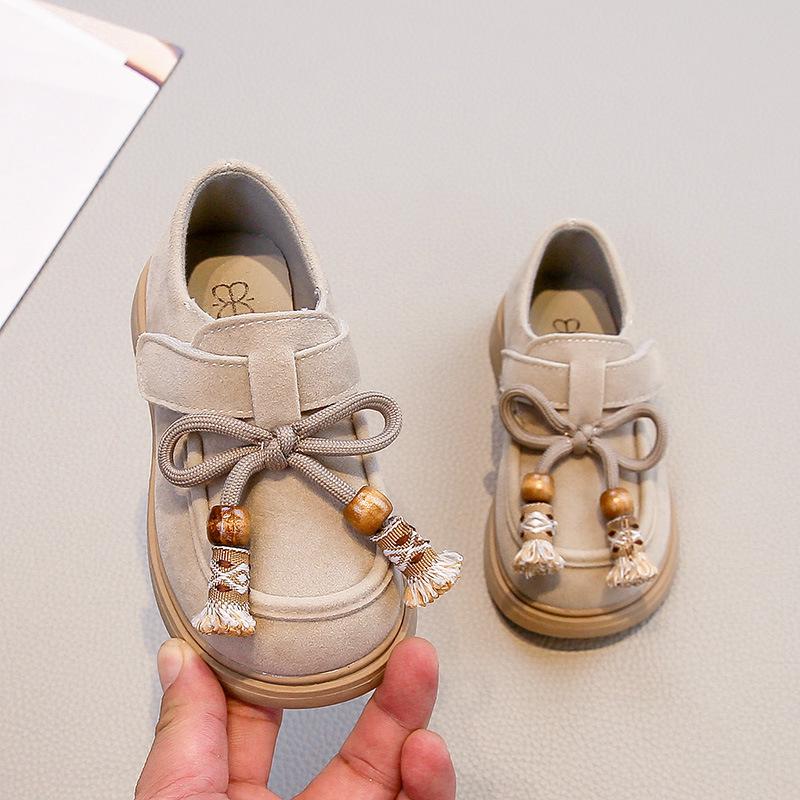 Girls' Tassel Birkenstock Shoes - 2026 Spring/Autumn Casual Leather Moccasins for Little Girls, New Chinese-Style Versatile Footwear.