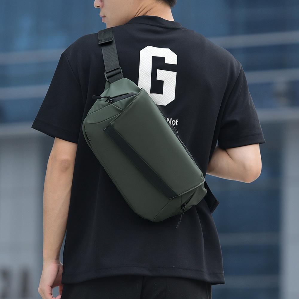 Men's Chest Bag Commuter Travel Short-distance Shoulder Bag Portable Crossbody Bag